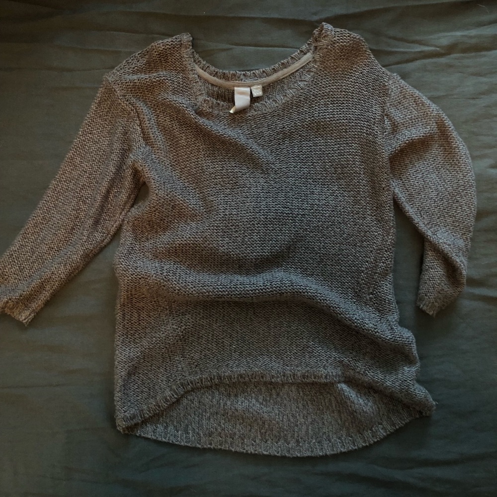Francesca’s charcoal knit sweater - medium